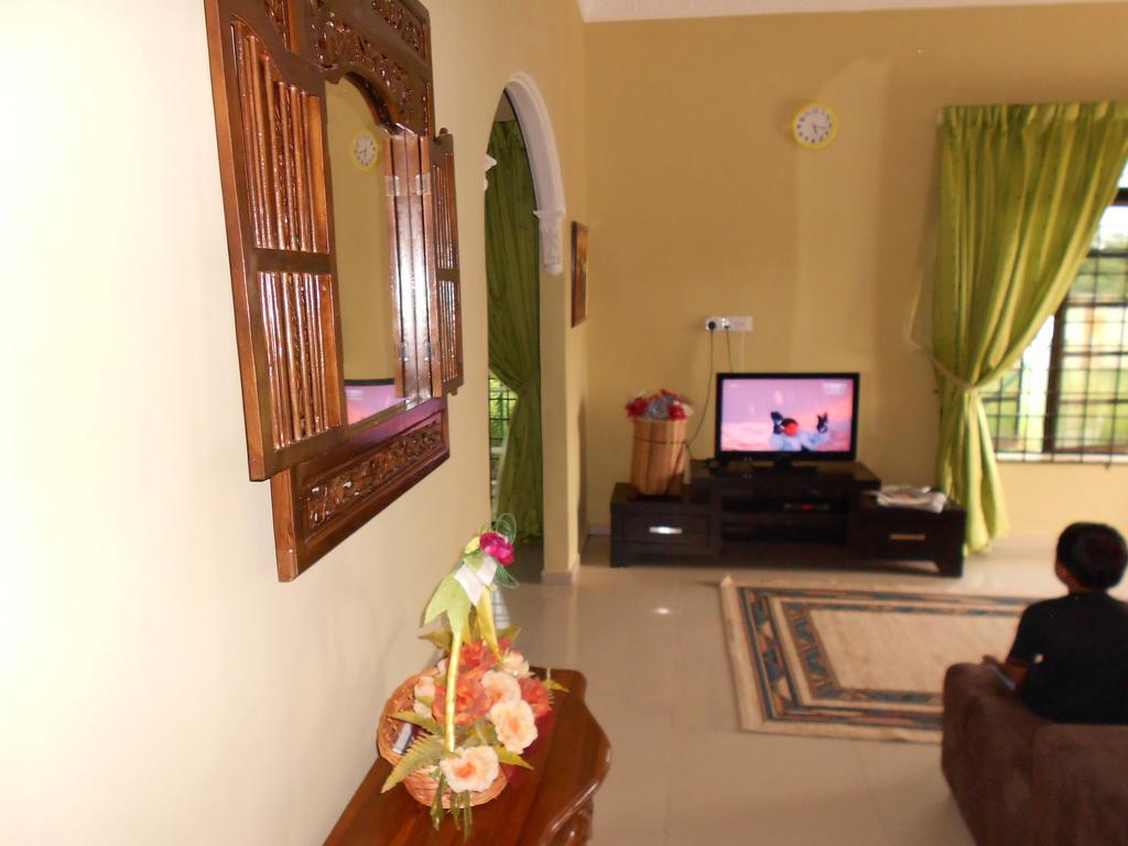 Roemahkoe Holidayhome Malacca Exterior foto